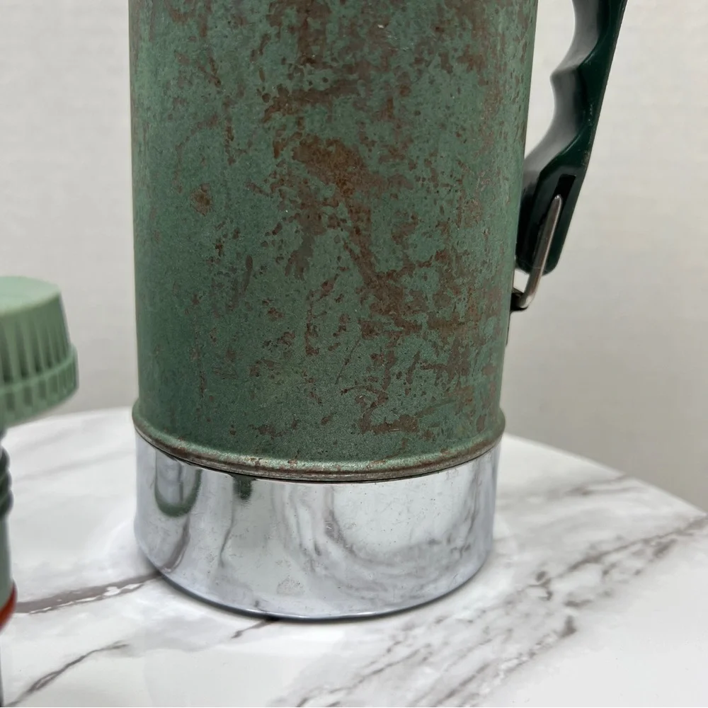 VINTAGE ALADIN STANLEY Thermos 1QT Green Hammertone | 1980s Hot/Cold Bottle